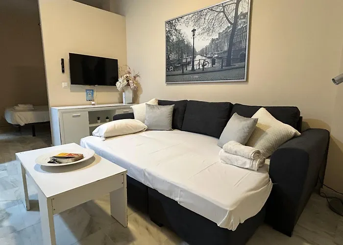Apartamento En Alfareria-Triana